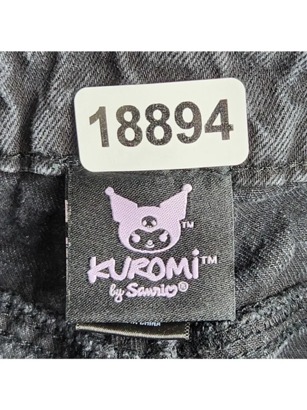 Kuromi By Sanrio Shorts Juniors 9 Black Hello Kitty Hot Topic Long Jean Denim
